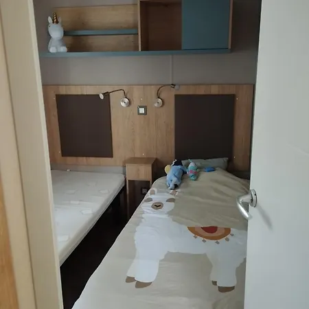 Campsite Les Sables Du Midi Mobil Bougainvilliers